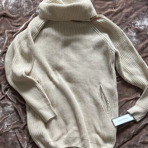 Goodnight Macaroon Cream Turtleneck Sweater